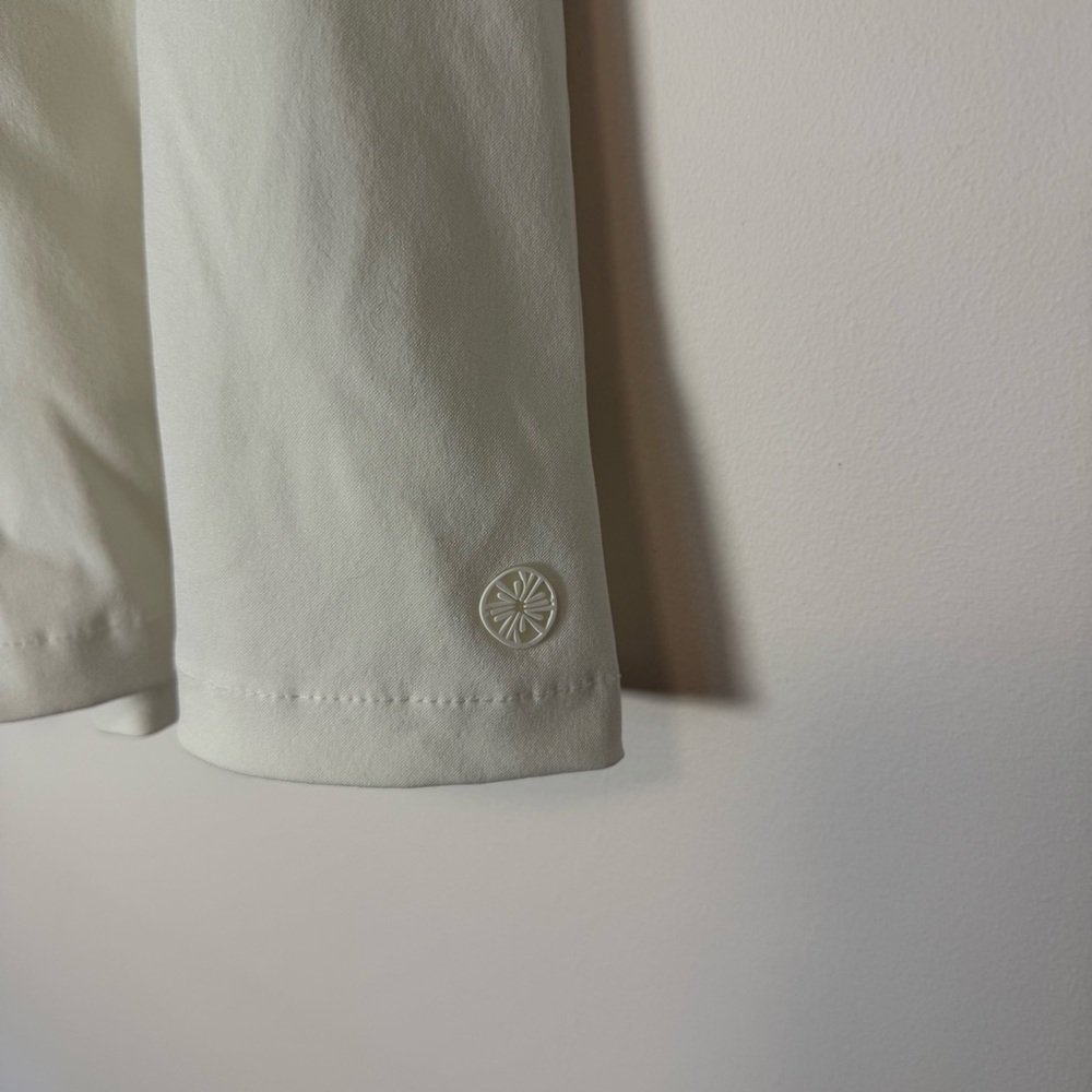 Lilly Pulitzer White Athletic Shorts Size 14 - Picture 3 of 8